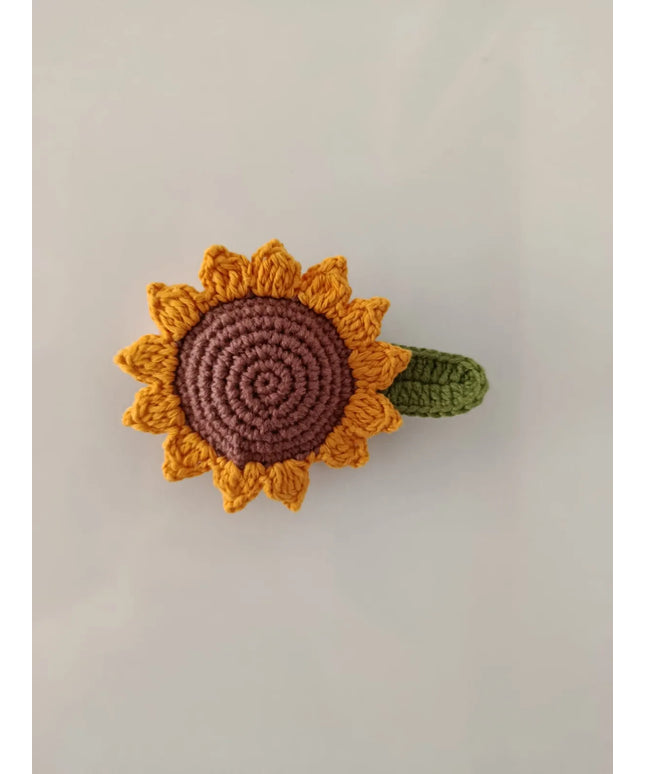 El Yapımı Ayçiçeği Figürlü Toka