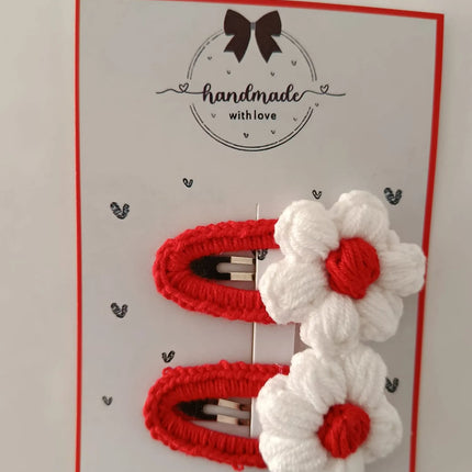 El Yapımı Kırmızı Papatya Toka (2’li Set)