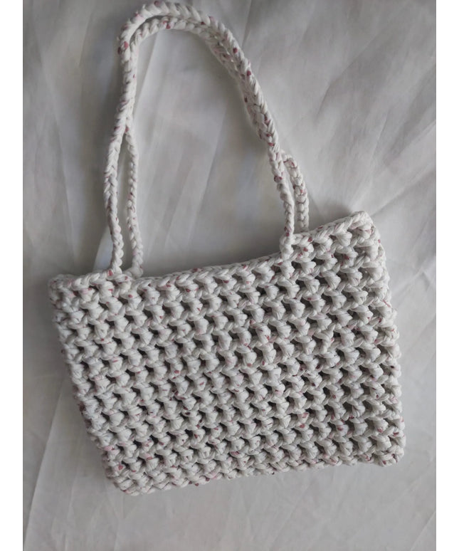 Beyaz Örgü Omuz Çantası El Emeği Pamuk İpten Şık Tasarım