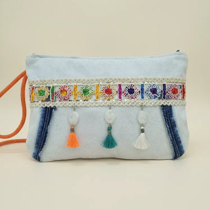 El Yapımı Kot Portföy Çanta Renkli Nakış Detaylı ve Püsküllü Şık Clutch