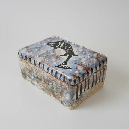 Dikdörtgen Çini Takı Kutusu Balık Desenli ve Kabartma Boyalı
