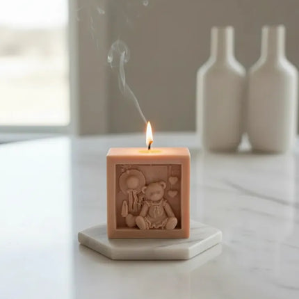 Huggy Bear Mum Küp Şeklinde Dekoratif Kokulu El Yapımı Mum