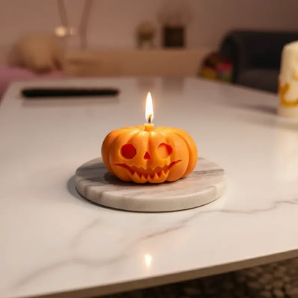 Turuncu Balkabağı Şeklinde Dekoratif Mum Halloween Temalı