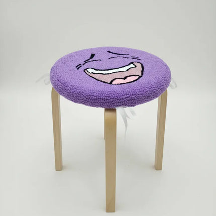 Mor Gülen Yüz Desenli El Yapımı Yuvarlak Tabure Kılıfı 38 cm