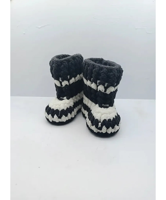 Erkek Bebek Örme Ev Patiği Siyah Beyaz Çizgili 1617 Numara