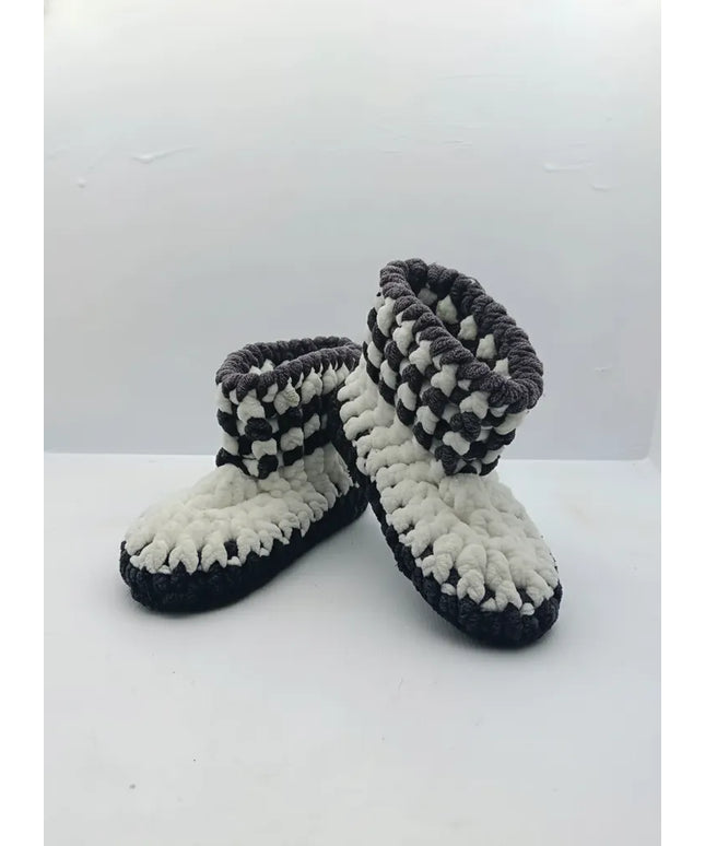 Siyah Beyaz Örgü Çocuk Panduf Ev Botu 1819 Numara El Örmesi