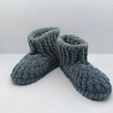 Çocuk Gri Renkli Örgü Panduf Ev Terliği 2425 Numara El Örmesi