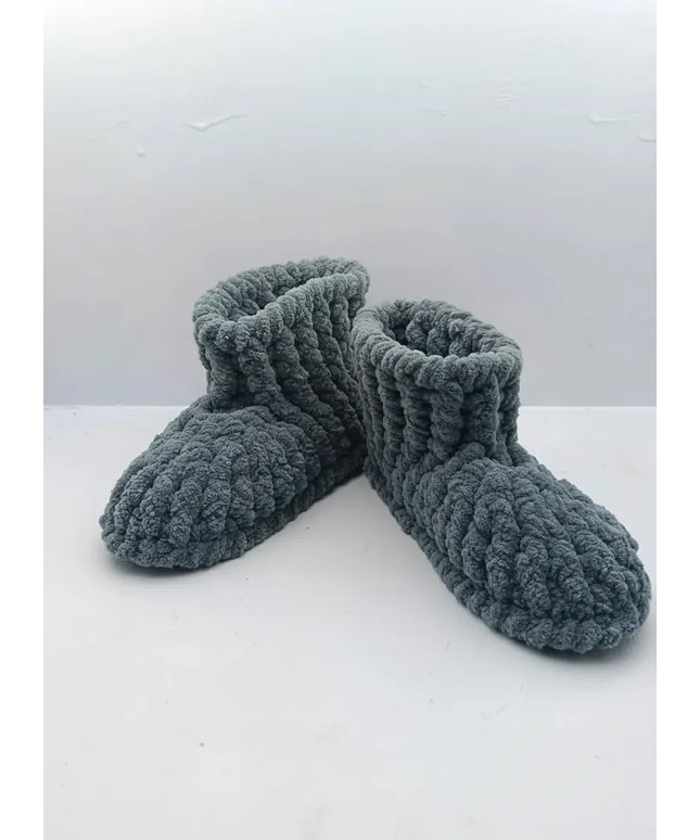 Çocuk Gri Renkli Örgü Panduf Ev Terliği 2425 Numara El Örmesi