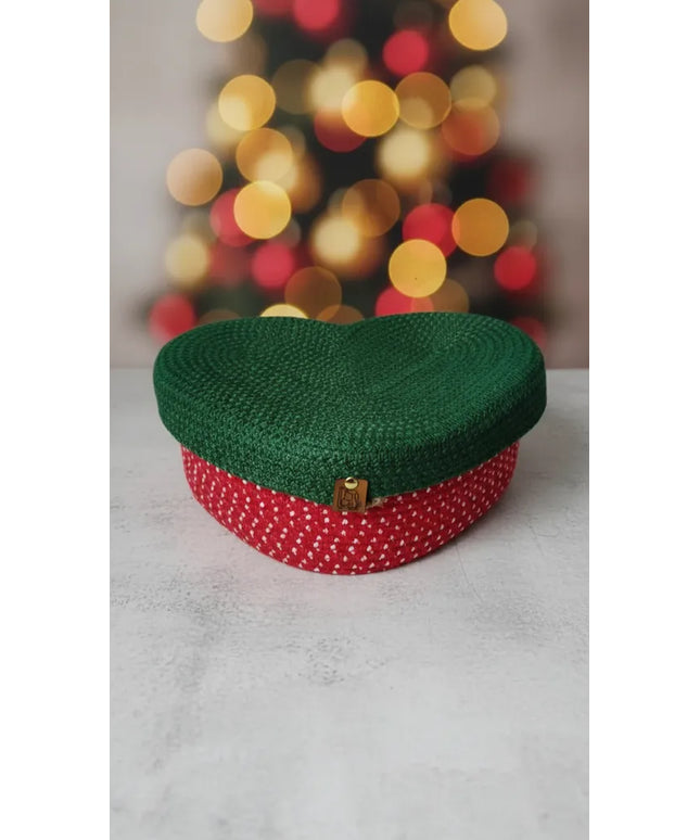 Kalp Şeklinde Yeşil ve Kırmızı Jüt İpinden Örme Dekoratif Sepet Noel Temalı