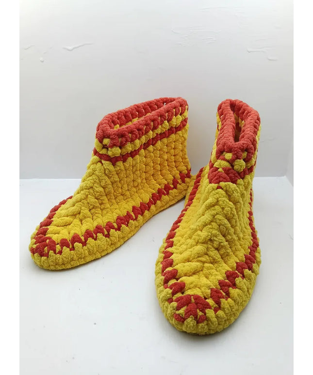 Kadın Sarı Kırmızı Renkli Ev Botu El Örmesi Sıcak Tutucu 3738