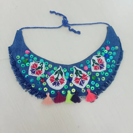 Denim Kumaş Üzeri İşlemeli Otantik Kolye El Yapımı Tasarım