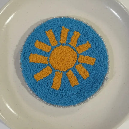 Mavi ve Sarı Güneş Desenli Bardak Altlığı El Yapımı Punch Nakışı