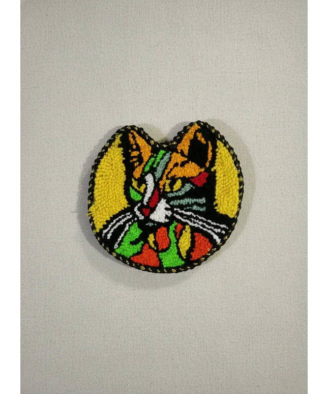 Renkli İplikten Kedi Desenli Bardak Altlığı El Yapımı Dekoratif