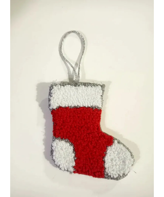 Kırmızı Beyaz Noel Çorabı Tasarımlı Dekoratif Duvar Süsü El Yapımı