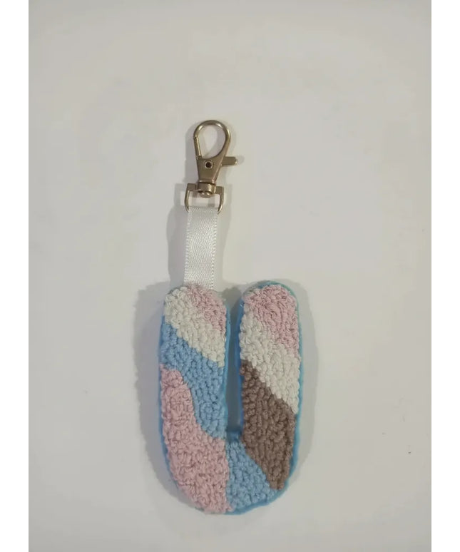 U Harfi Punch Nakışı Anahtarlık Pastel Renkli El Yapımı