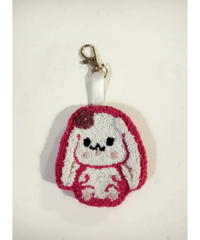 Pembe Tavşan Tasarımlı Punch Nakışı Anahtarlık El Yapımı Hediye