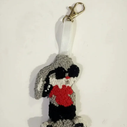 Bugs Bunny Figürlü Punch Nakışı Anahtarlık El Yapımı Hediye