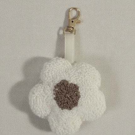 Beyaz ve Kahverengi Çiçek Motifli Ponpon Anahtarlık El Yapımı