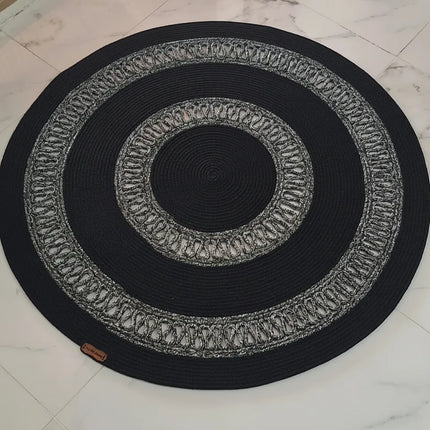 Siyah Yuvarlak Paspas Beyaz Kırçıllı Detaylı 100x100 cm El Emeği