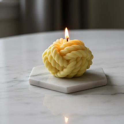 Örgü Top Şeklinde Dekoratif Mum (Sarı)