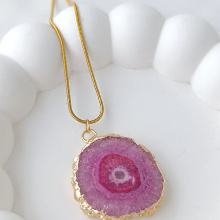 Pembenin Akikle Buluşması Yuvarlak Akik Taşı Kolye Ucu