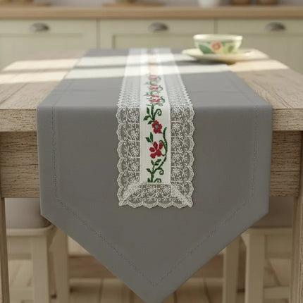 Gri Renk Nakışlı Dantel Detaylı Runner El Emeği Masa Örtüsü