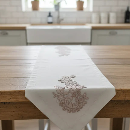 Dantel İşlemeli Krem Rengi Salon Takımı Runner El İşi